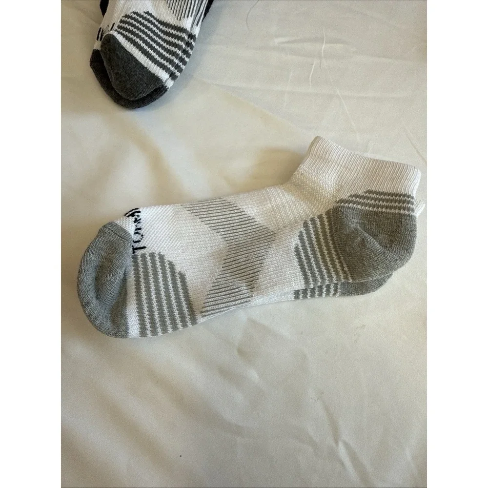 Tommie Copper 4 Pack Cozy Fit Compression Ankle‎ Socks Women's Blue Medium 7-9.5